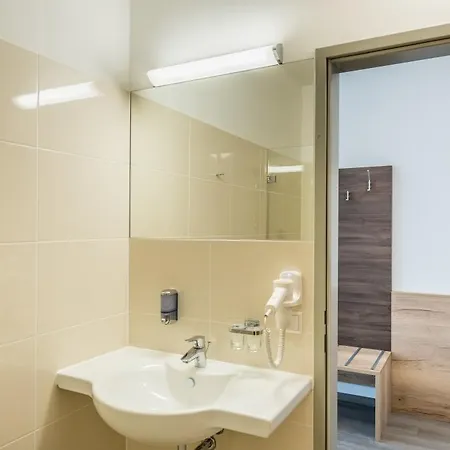 Motel Sleepin Premium *