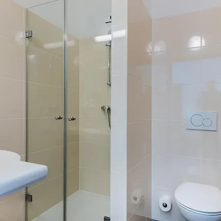 Motel Sleepin Premium *